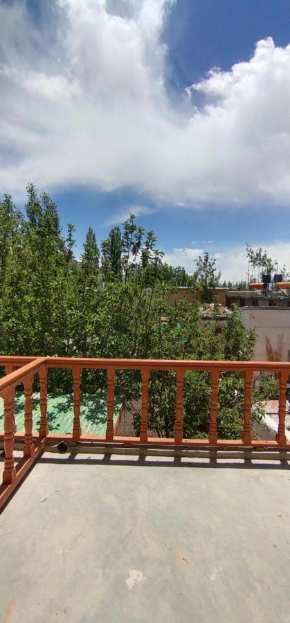 Thangkop House Leh Exterior photo
