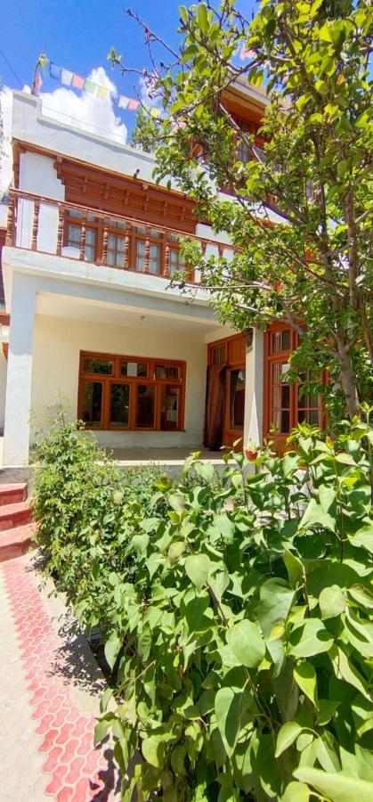 Thangkop House Leh Exterior photo